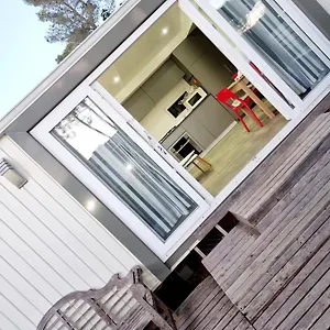 au-petit-paradis.fr-provencehotel.com/